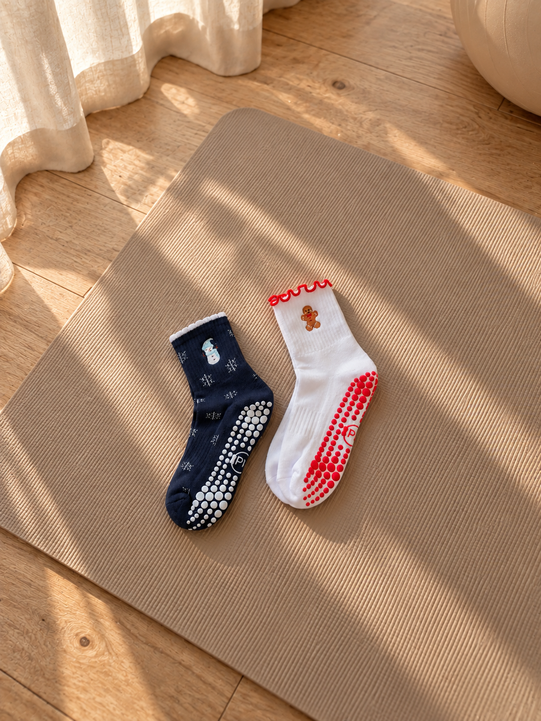 Winter Wonderland Grip Socks